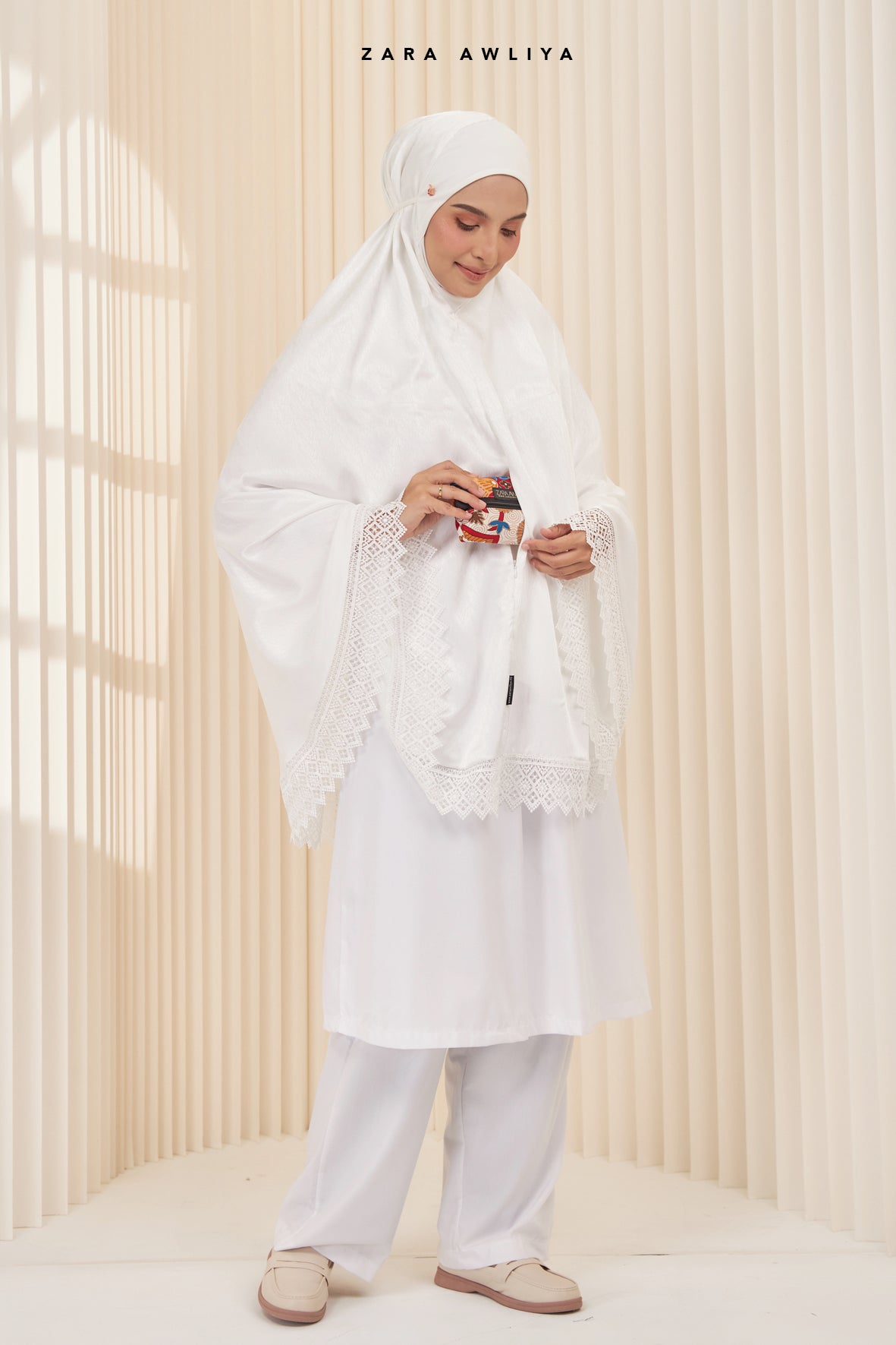 Telekung Mini White- Umrah Edition (Free Pouch Travel Bag)