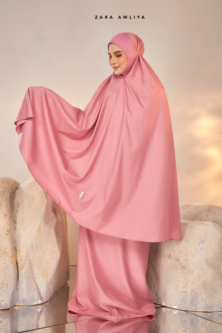 [Newly Launched] Zara Awliya X Wan Sharmila Telekung Travelala (Free Travel Bag & Pocket Envelope)