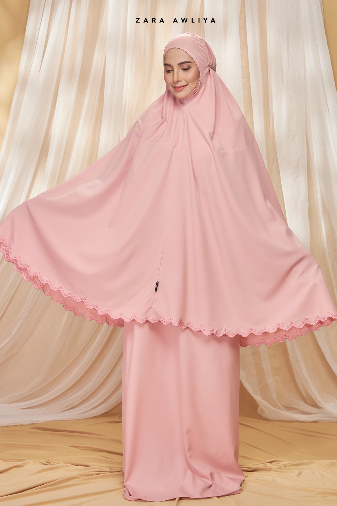 Telekung Estella