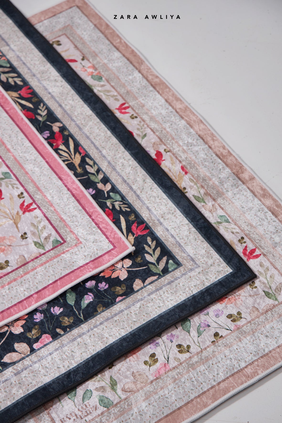 Sejadah Floral Aurelia (with Box)