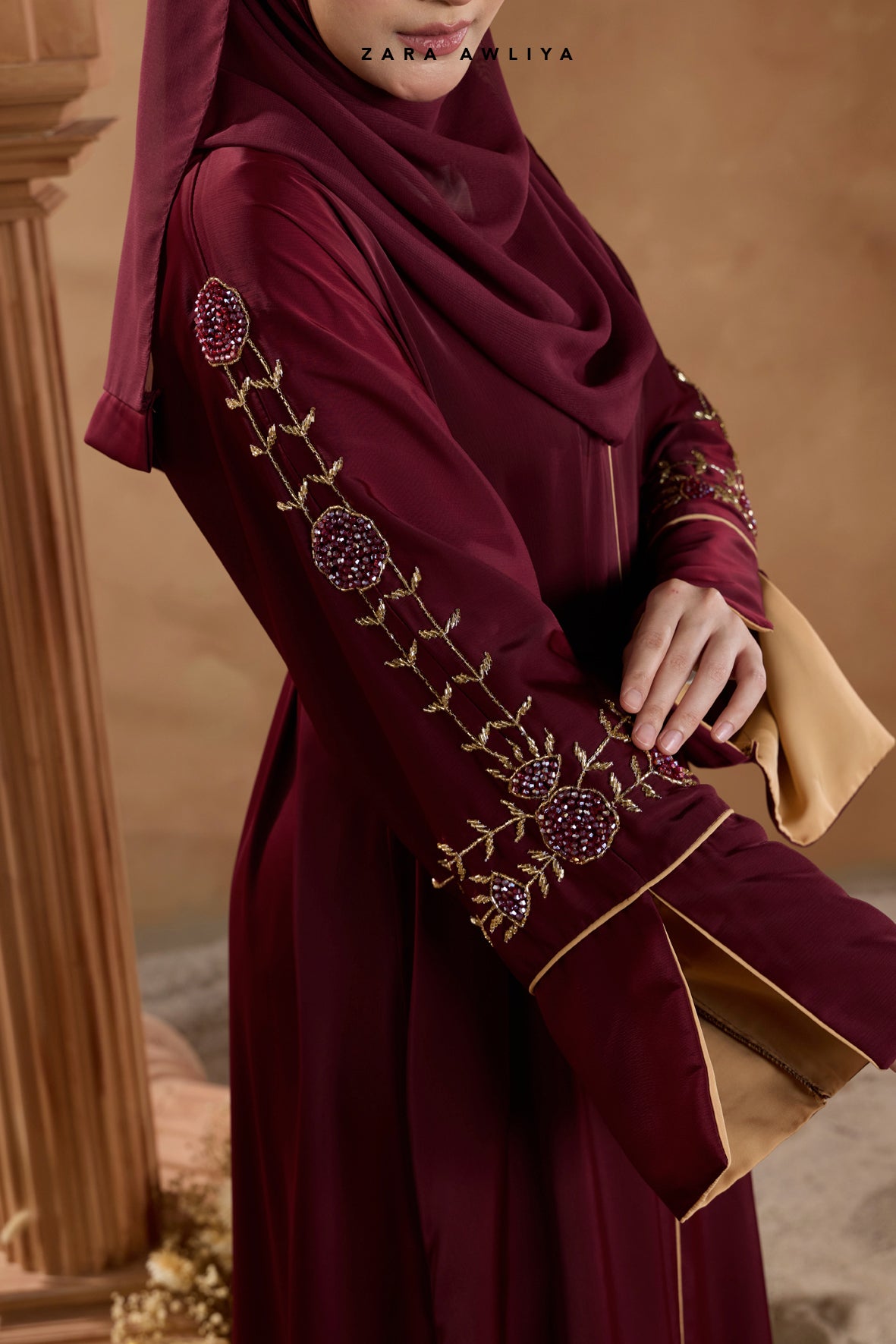 Luxury Dubai Abaya Sylvia (Comes with Shawl)