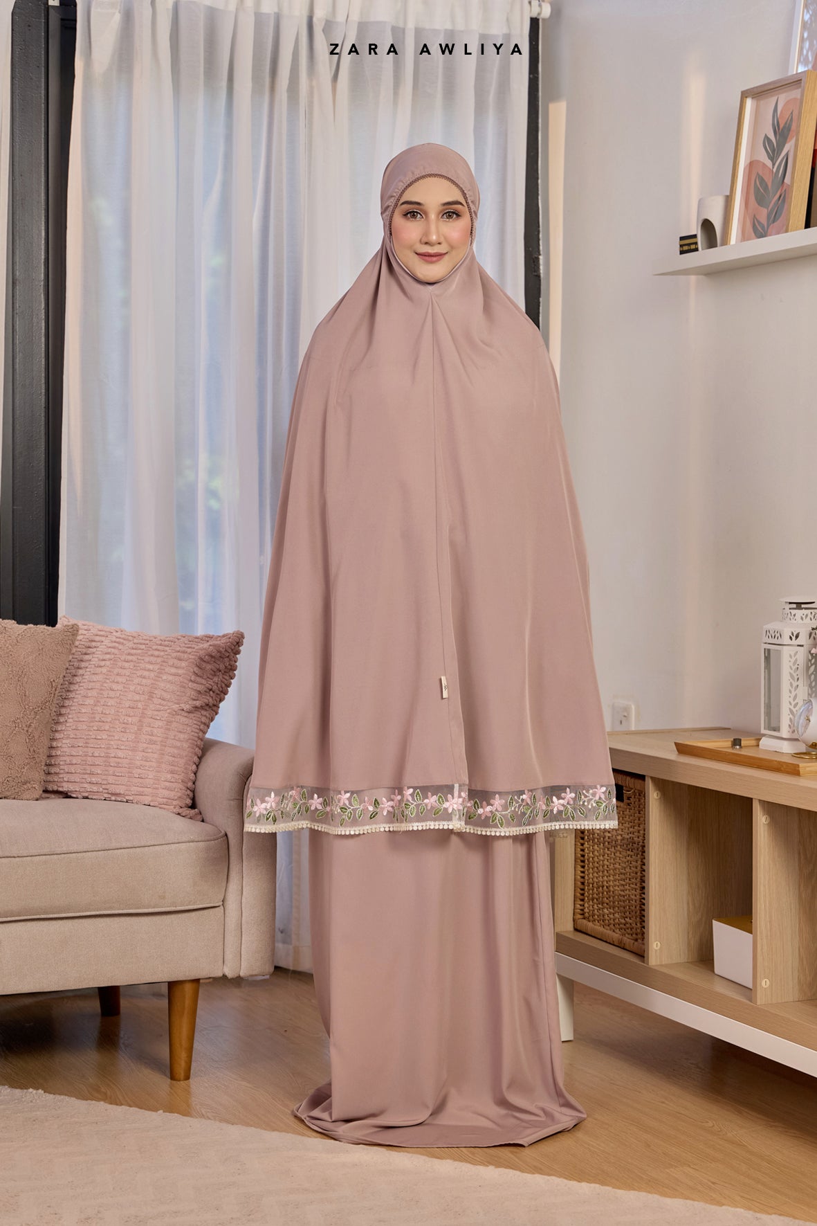 [Launching 19 Feb: Zara Awliya X Wan Sharmila] Telekung Irene (Free Box & Bag Telekung)