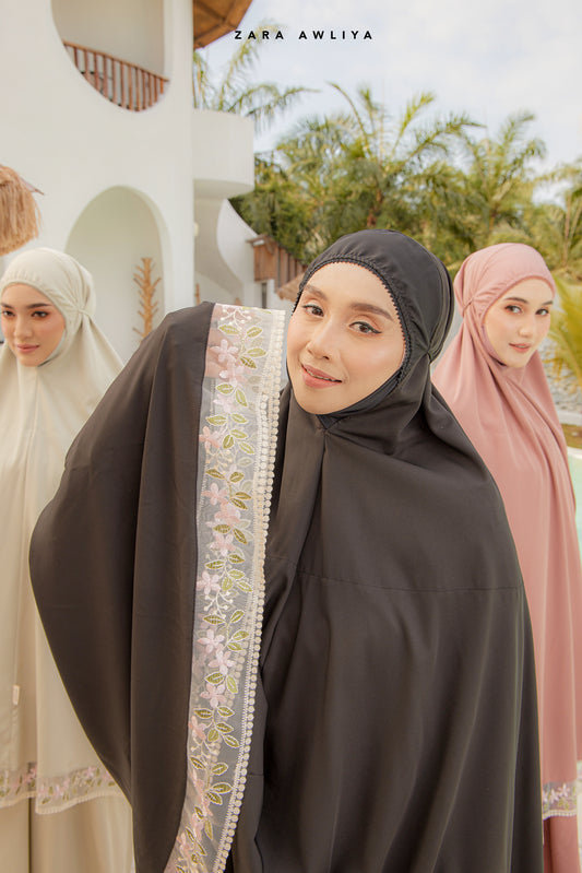 [Launching 19 Feb: Zara Awliya X Wan Sharmila] Telekung Irene (Free Box & Bag Telekung)